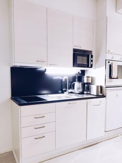 New Studio Cherry Near Helsinki Airport In Kivistoe فانتا المظهر الخارجي الصورة
